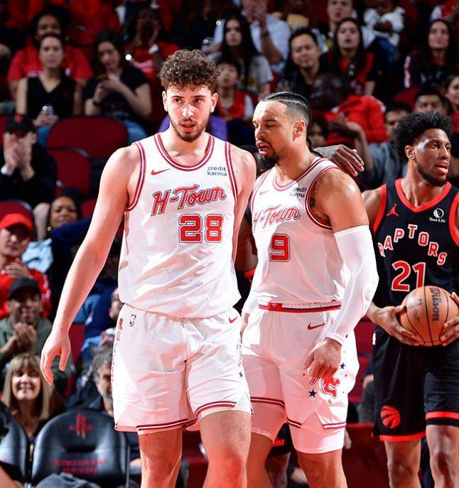 灰熊队主帅呼吁球员团结一致，迎接挑战的简单介绍