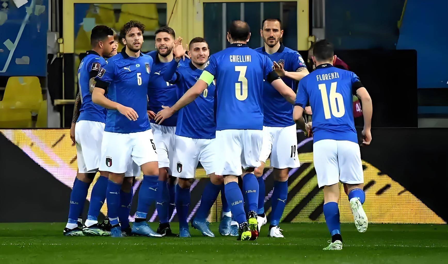 塞尔维亚队备战欧洲杯预选赛,备受期待 塞尔维亚队备战欧洲杯预选赛,备受期待