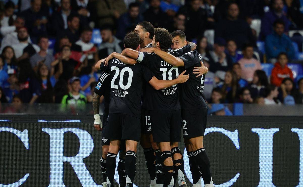 包含意甲：尤文图斯击败那不勒斯，继续领跑积分榜的词条