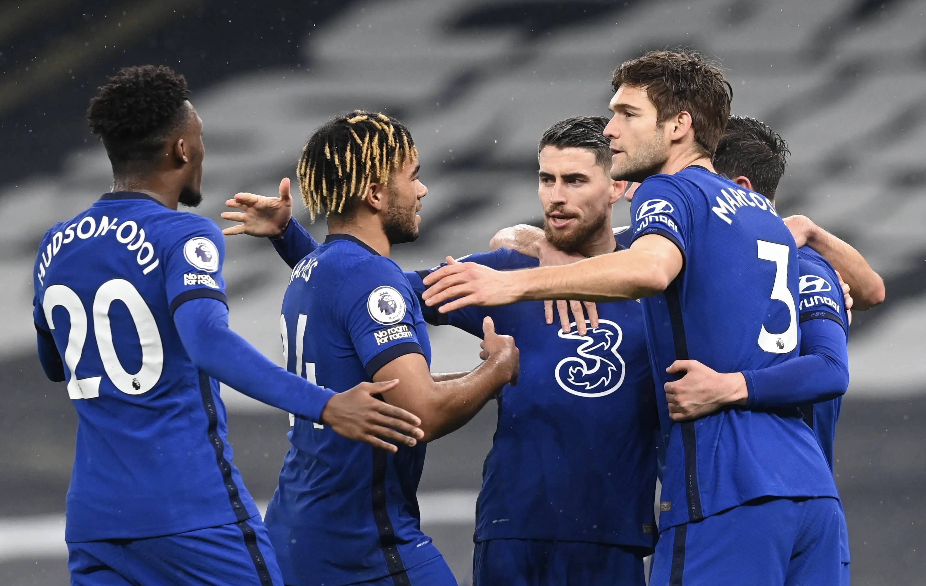 切尔西主场被曼联击溃,赛季不顺 切尔西主场被曼联击溃,赛季不顺