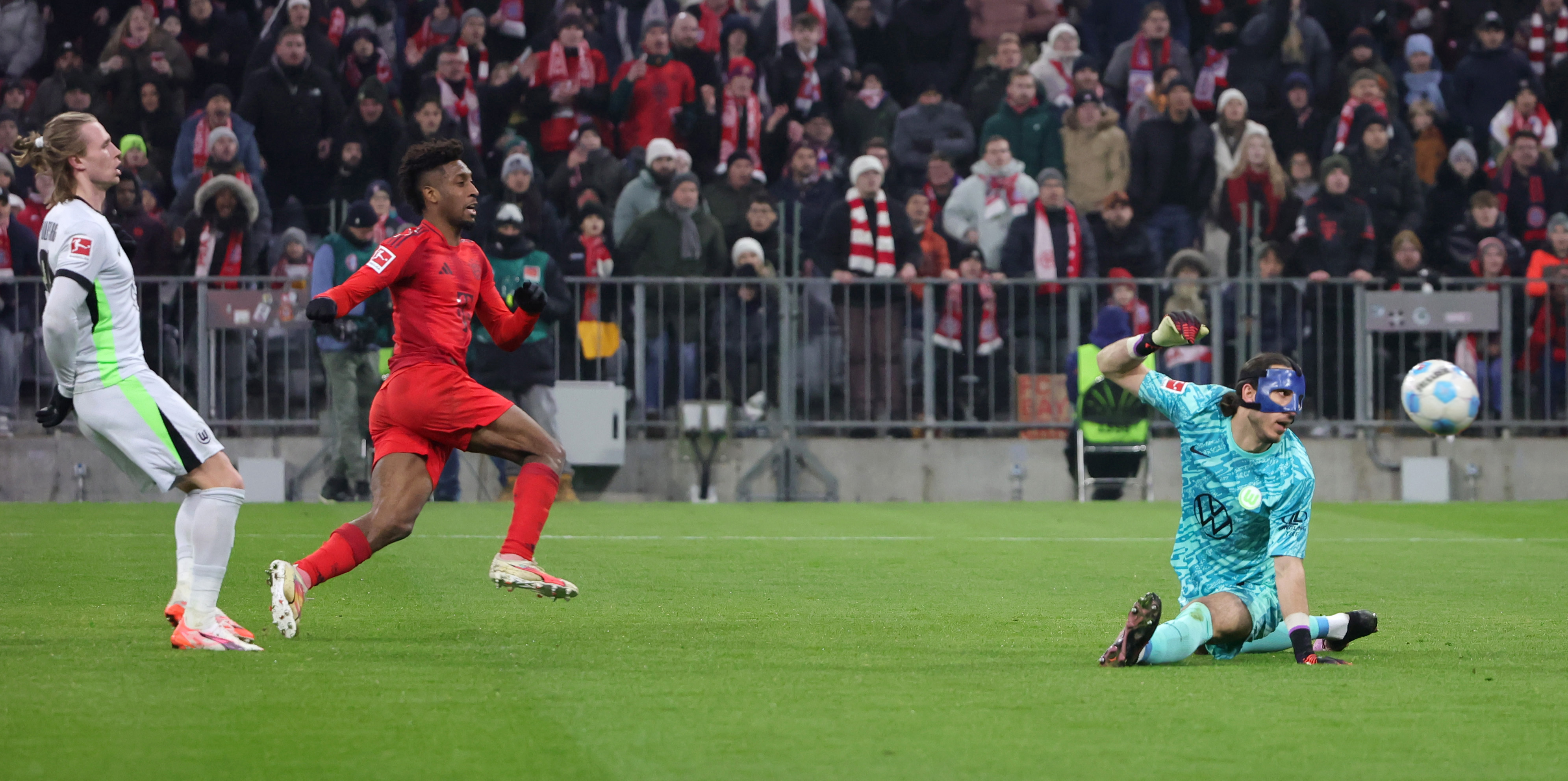 德国杯赛上演惊险一幕，豪门险胜