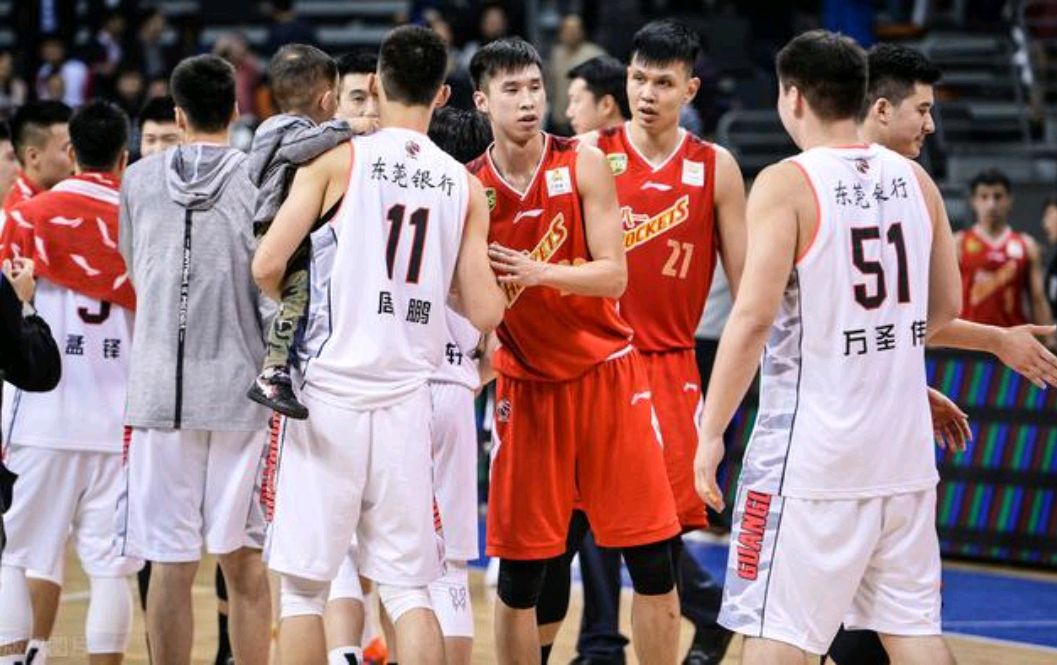 关于广州男篮再夺胜利,勇气十足的信息 关于广州男篮再夺胜利,勇气十足的信息