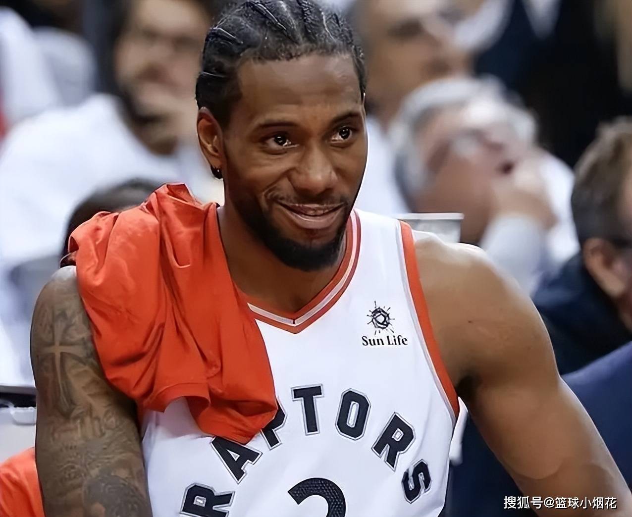 马刺大胜骑士,帕克砍24分 马刺大胜骑士,帕克砍24分