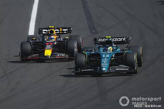 红牛车队绝杀雷诺车队，阿隆索统治全场的简单介绍