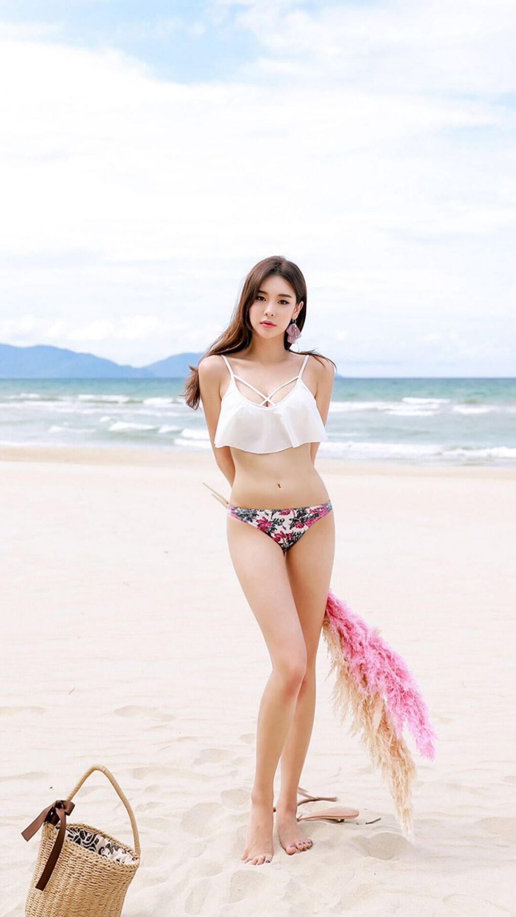 冰封神话,烈日新生,当瑞士手术刀切开巴萨动脉,哈弗茨在美加墨点燃未来之火