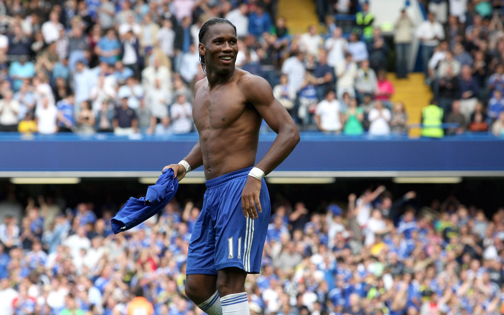 威尔士险胜巴西，凯塞多生涯之夜闪耀全场，改写足球历史