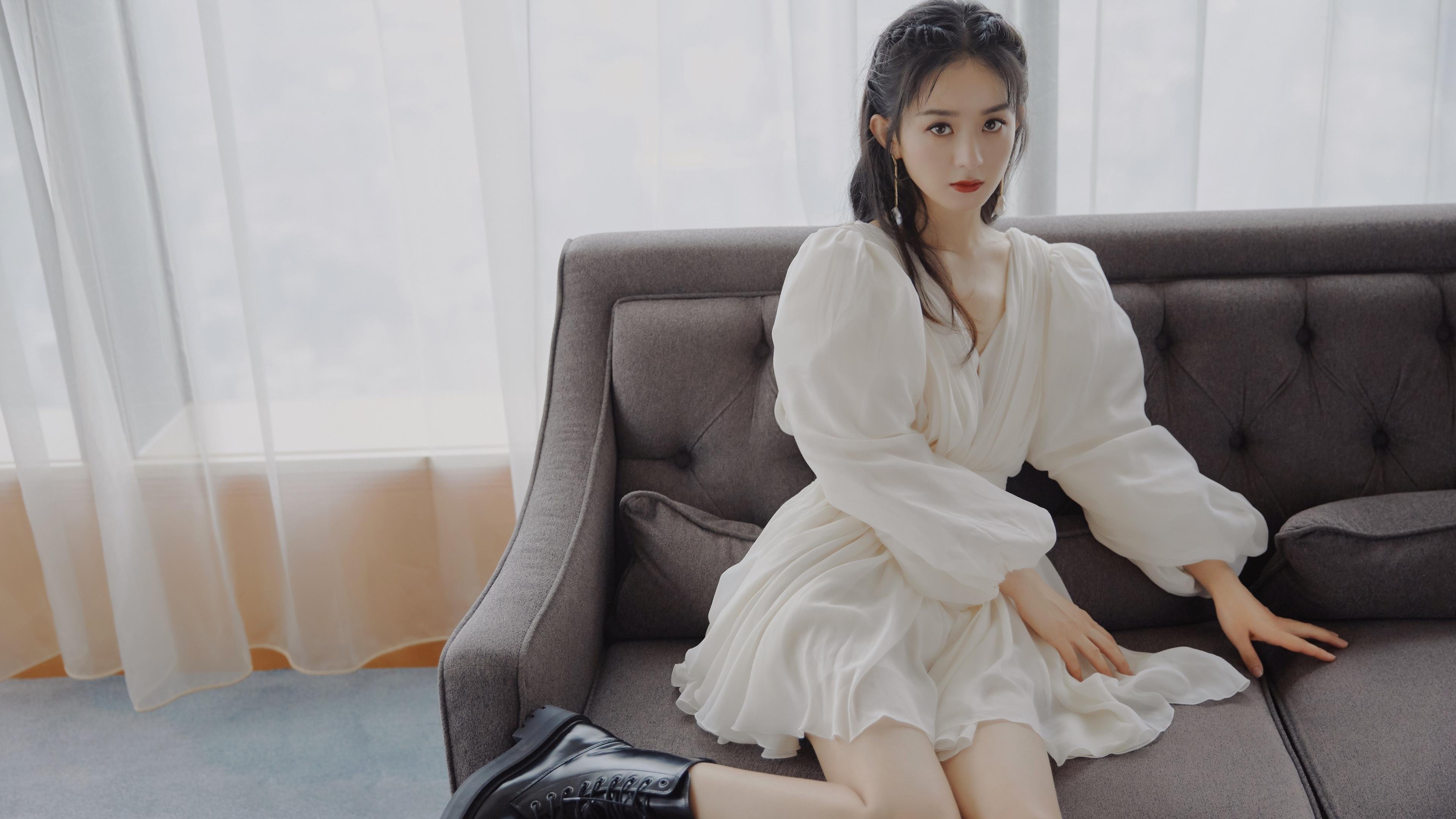 绿茵与硬木的激情交响,西甲国家德比战火燎原,广东队加时力克鹈鹕铸就辉煌