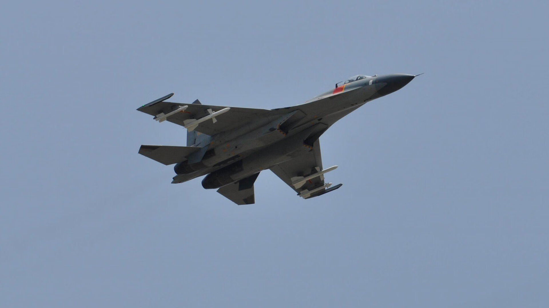 德甲争冠焦点战启示录,从波兰打穿西班牙看足球的奇迹与悬念