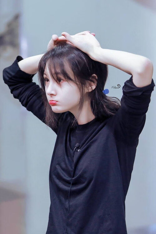 老鹰收割火箭，当团队足球的利爪撕破个人英雄主义的尾焰