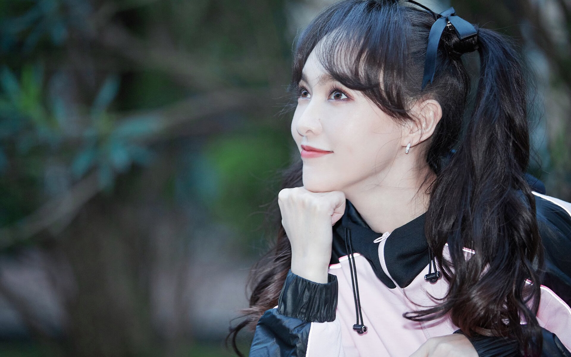 F1街道赛之夜,米切尔的稳定输出不掉线传奇