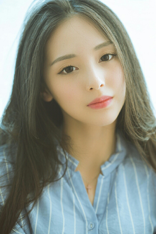 银蓝闪电撕裂绿军防线，米切尔与雷霆的进化宣言